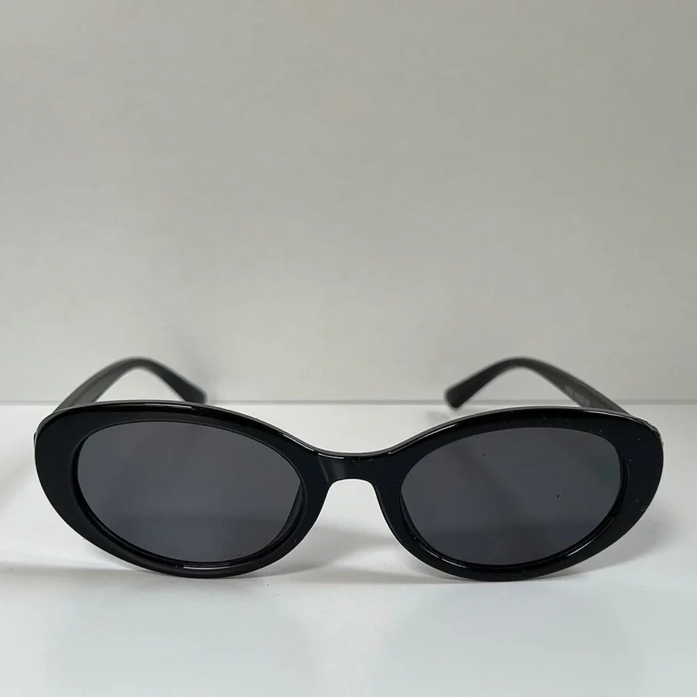 vintage unique retro style black round sunglasses